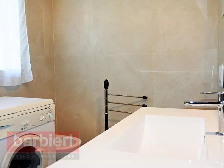 Immagine 16 di Appartamento in vendita  in Viale Pignocchi 5 a Cervia
