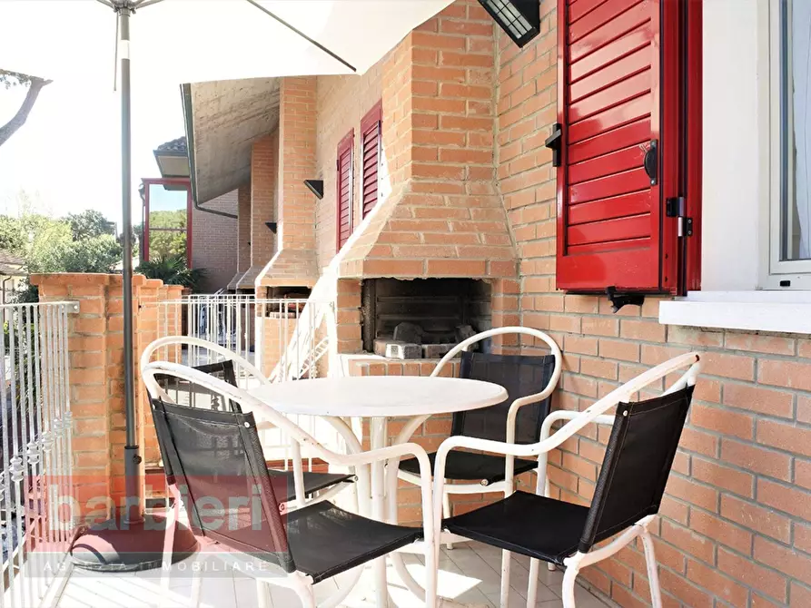 Immagine 13 di Appartamento in vendita  in Viale Pignocchi 5 a Cervia