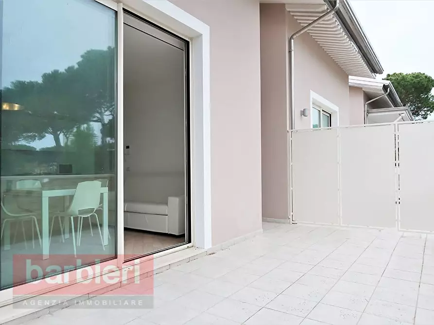 Immagine 10 di Appartamento in vendita  in VIA IV TRAVERSA a Cervia