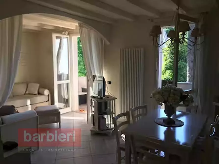 Immagine 2 di Appartamento in vendita  in viale bellini 5 a Cervia
