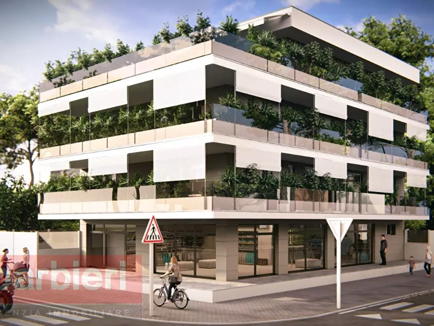 Immagine 2 di Appartamento in vendita  in Piazzale Napoli 1 a Cervia