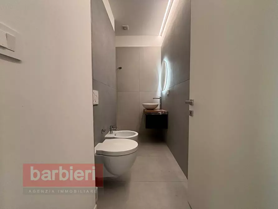 Immagine 26 di Appartamento in vendita  in vialetto ortigara 1 a Cervia