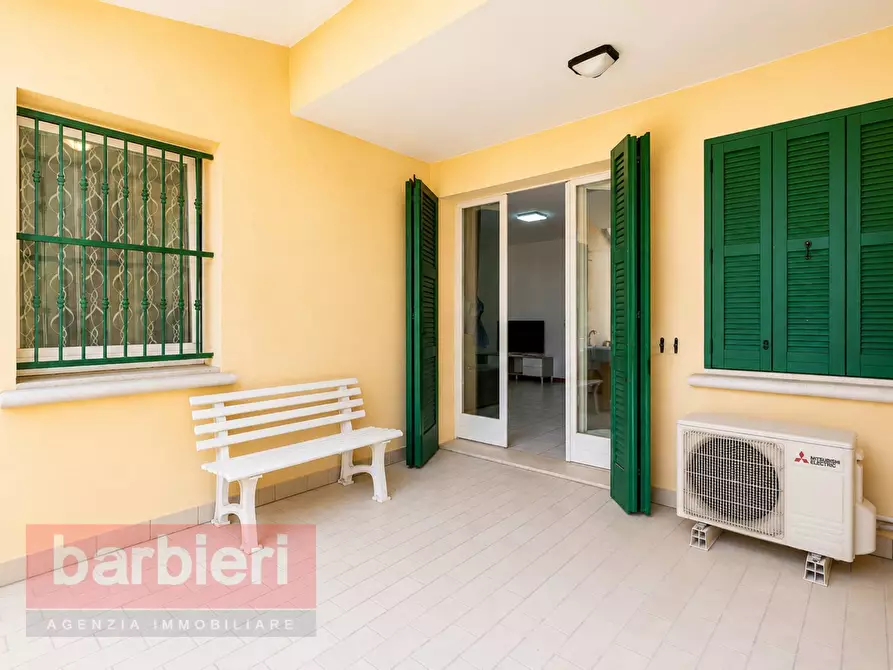 Immagine 4 di Appartamento in vendita  in PIAZZALE ARTUSI 4 a Cervia