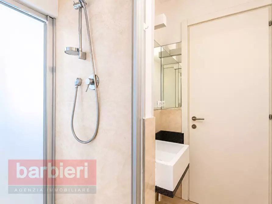 Immagine 17 di Appartamento in vendita  in VIALE VOLTURNO 33 a Cervia