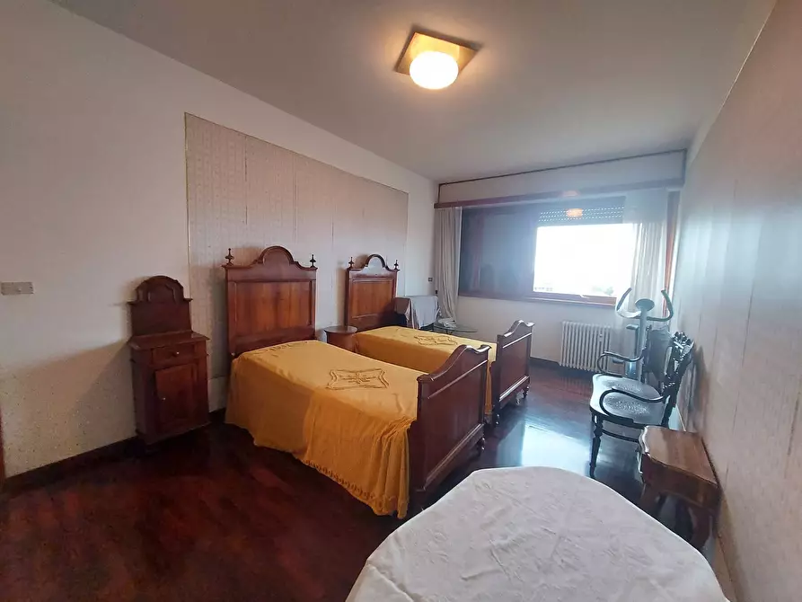 Immagine 31 di Attico in vendita  in Via Mario Poledrelli 1B a Ferrara