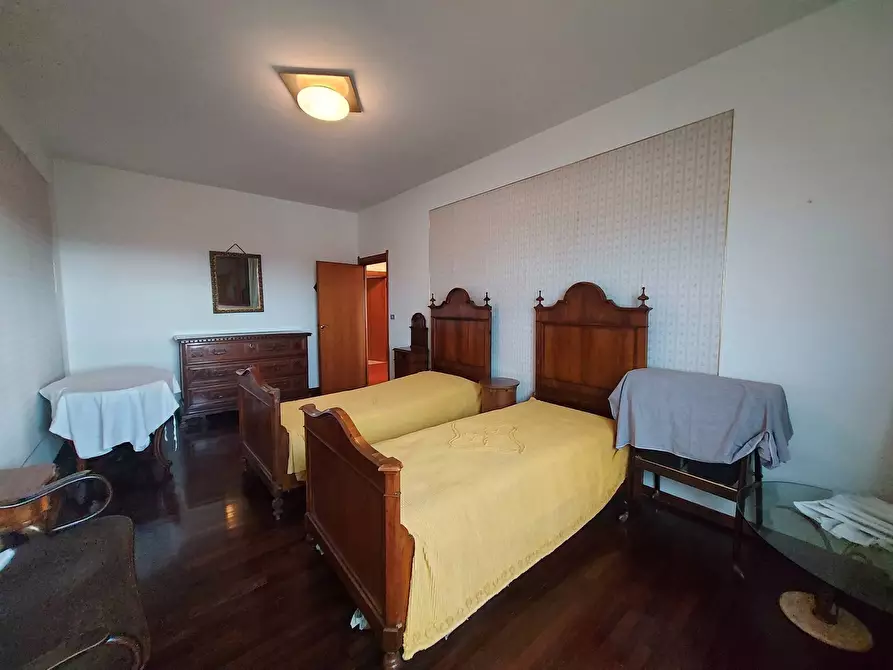 Immagine 32 di Attico in vendita  in Via Mario Poledrelli 1B a Ferrara