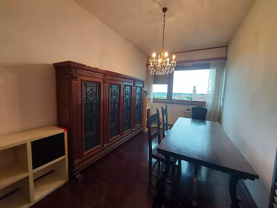 Immagine 34 di Attico in vendita  in Via Mario Poledrelli 1B a Ferrara