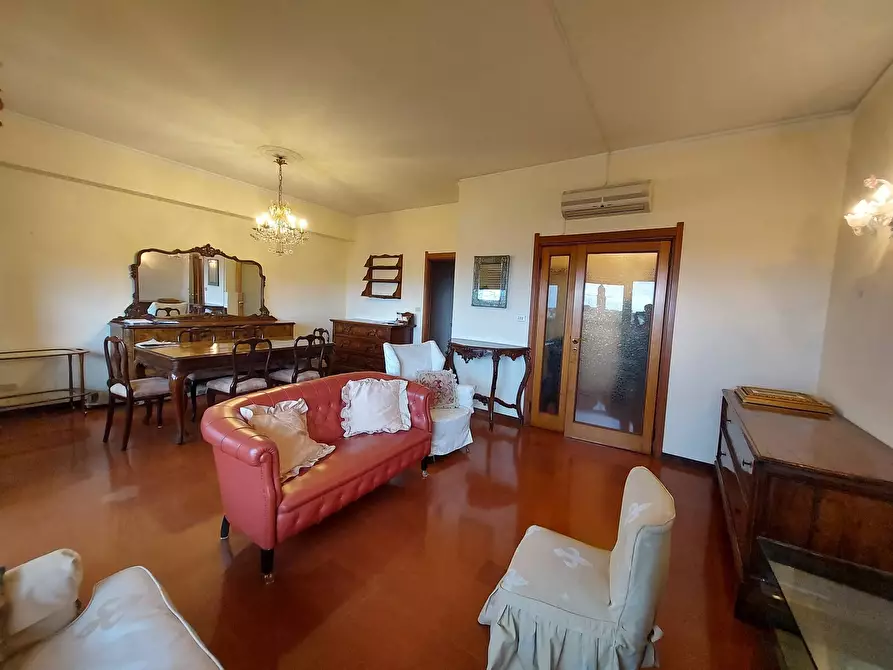 Immagine 39 di Attico in vendita  in Via Mario Poledrelli 1B a Ferrara