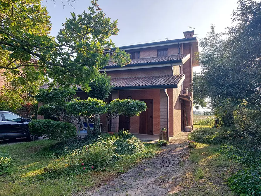 Immagine 44 di Casa indipendente in vendita  in Via Della Marasca a Ferrara
