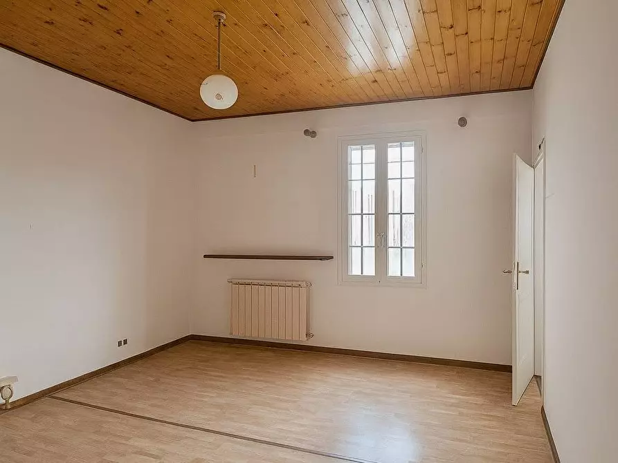 Immagine 17 di Casa semindipendente in vendita  in Via Canalazzi a Ferrara