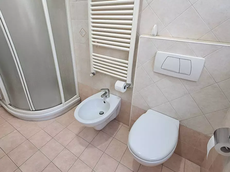 Immagine 17 di Appartamento in vendita  in Via Cesare Goretti 27 a Ferrara