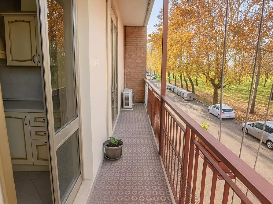 Immagine 18 di Appartamento in vendita  in Via Martiri Del Lavoro a Ferrara