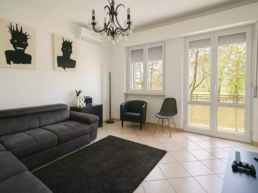 Immagine 1 di Appartamento in vendita  in Via Martiri Del Lavoro a Ferrara