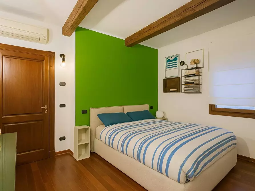 Immagine 6 di Appartamento in vendita  in Via Bologna a Ferrara