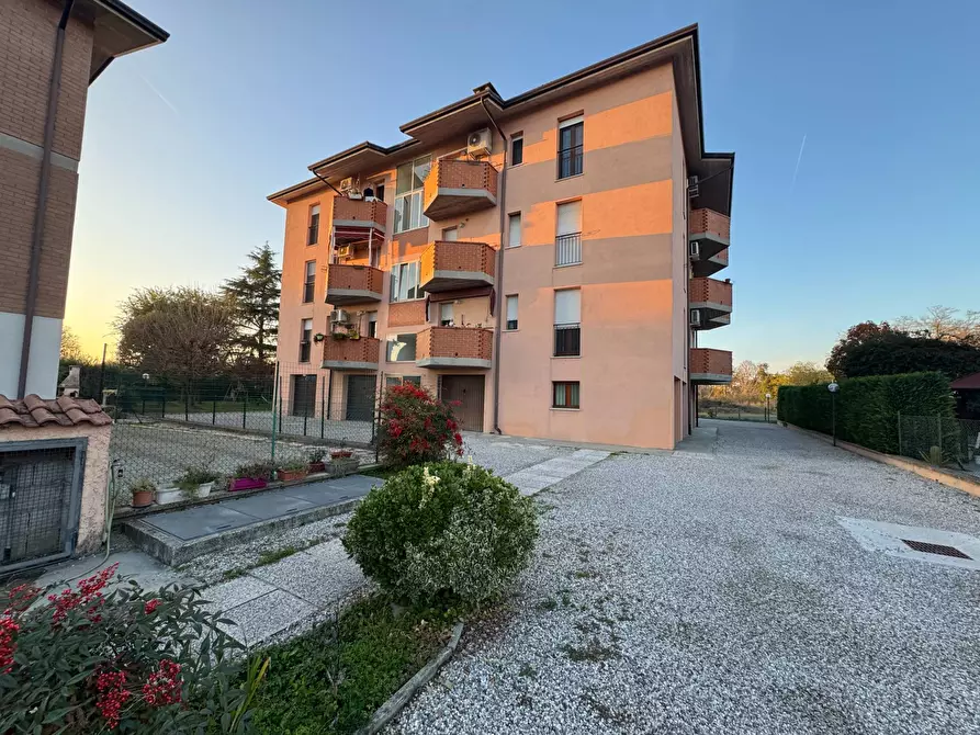 Immagine 2 di Appartamento in vendita  in Via Della Foglia a Ferrara