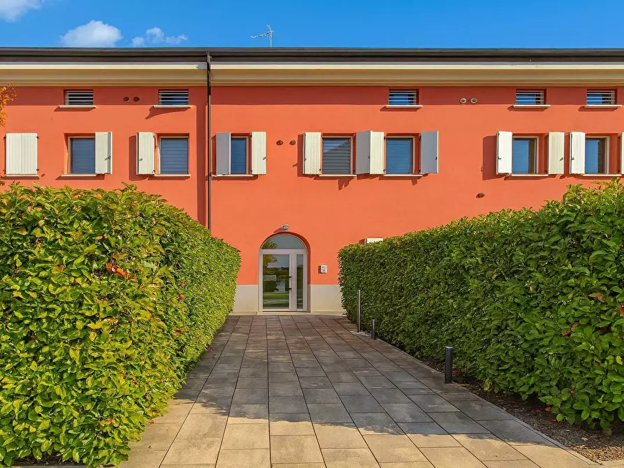 Immagine 24 di Appartamento in vendita  in Via Navigazione a Ferrara