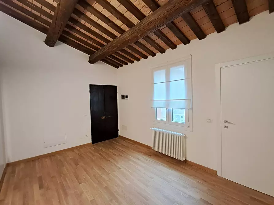 Immagine 26 di Appartamento in affitto  in Via Contrari a Ferrara