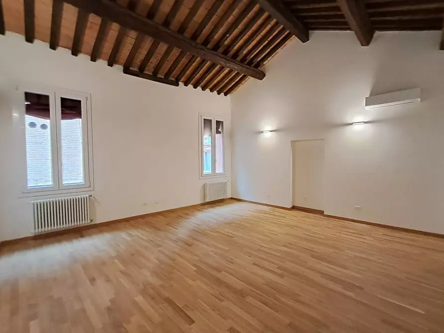 Immagine 5 di Appartamento in affitto  in Via Contrari a Ferrara