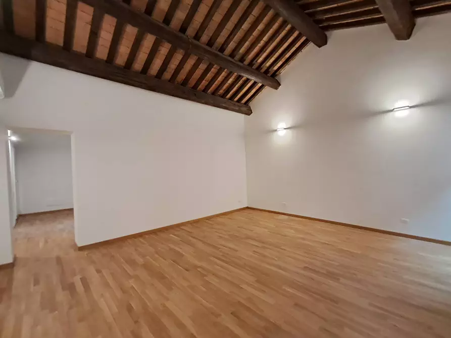 Immagine 6 di Appartamento in affitto  in Via Contrari a Ferrara