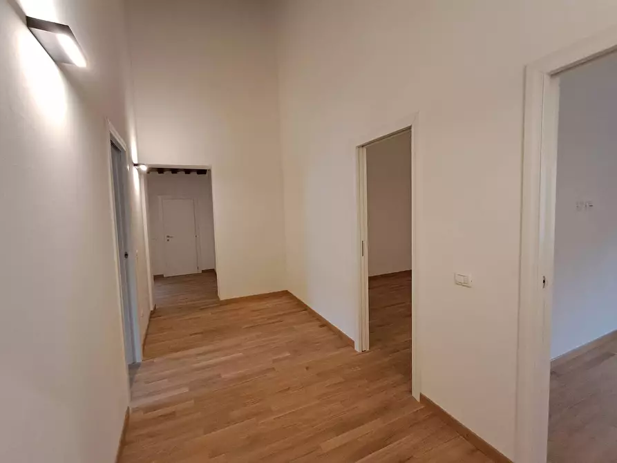 Immagine 16 di Appartamento in affitto  in Via Contrari a Ferrara