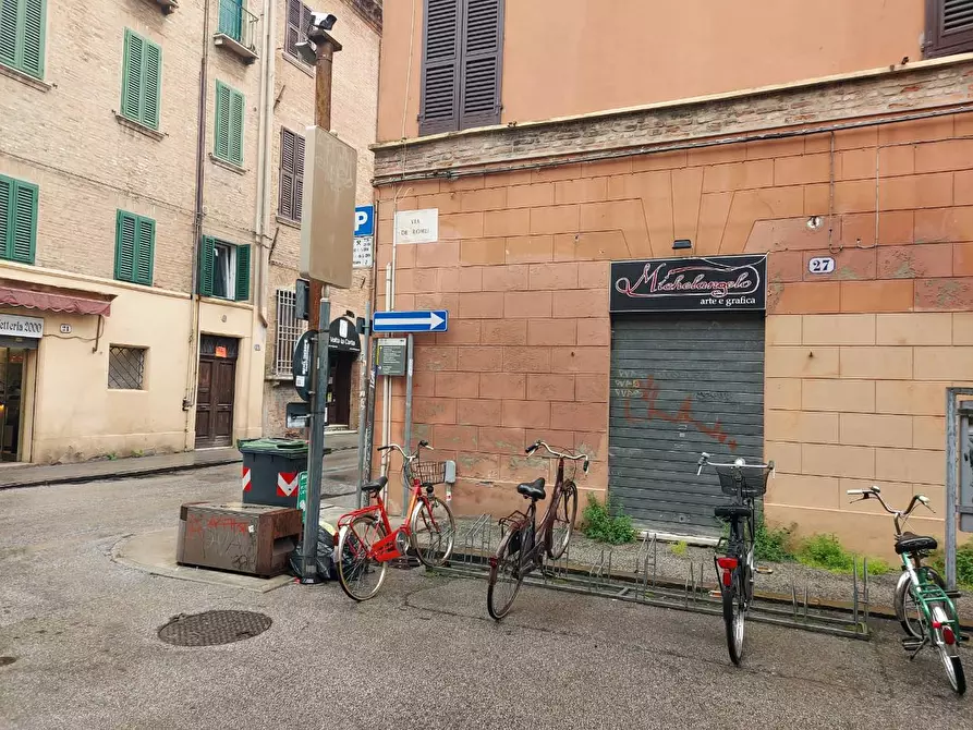 Immagine 22 di Locale commerciale in affitto  in Via Voltapaletto a Ferrara