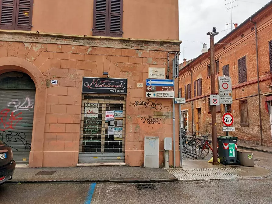 Immagine 23 di Locale commerciale in affitto  in Via Voltapaletto a Ferrara