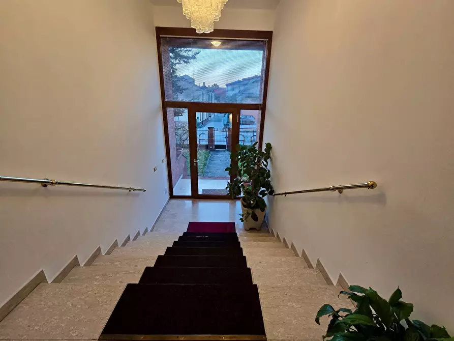 Immagine 41 di Appartamento in vendita  in Via Pomposa a Ferrara