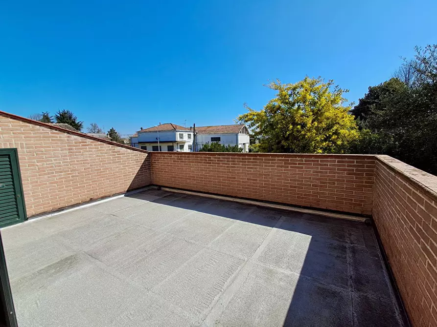 Immagine 31 di Villa in vendita  in Via Acquedotto a Ferrara