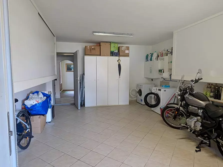 Immagine 48 di Villa in vendita  in Via Acquedotto a Ferrara