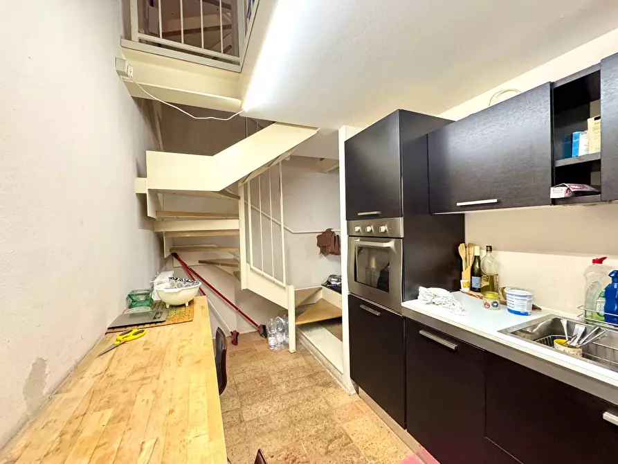 Immagine 2 di Appartamento in vendita  in Via Della Ghiara a Ferrara