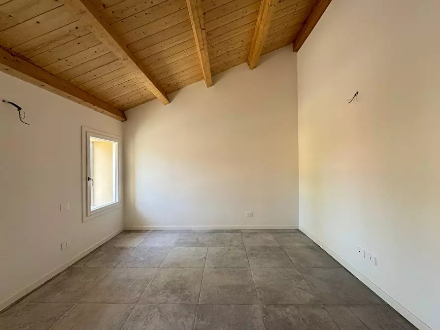 Immagine 11 di Casa semindipendente in vendita  in Via Carlo Martelli 40 a Ferrara