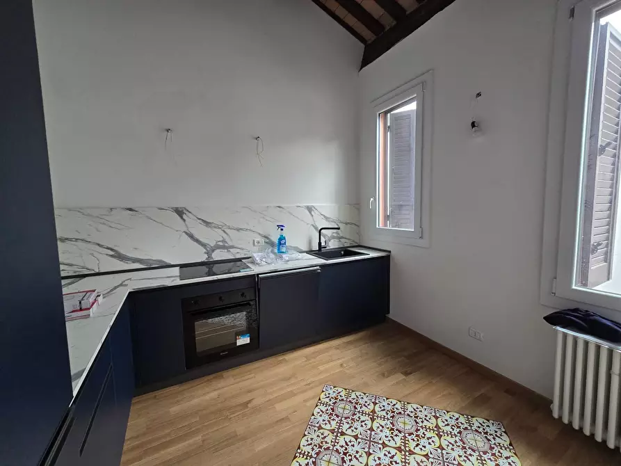 Immagine 5 di Appartamento in affitto  in Via Contrari a Ferrara