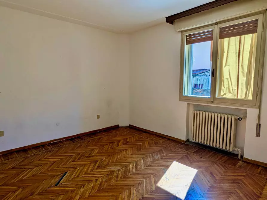Immagine 15 di Appartamento in vendita  in Corso Piave a Ferrara