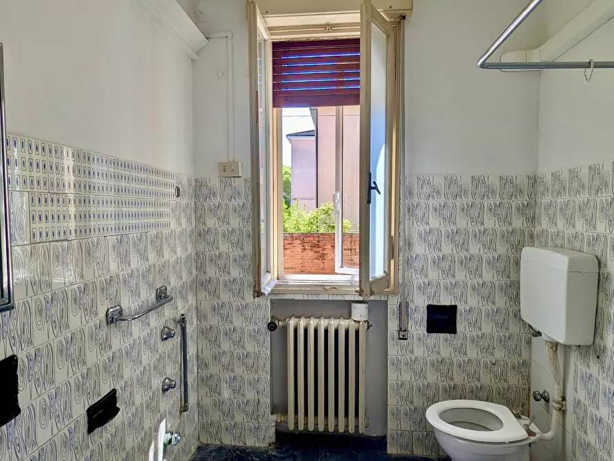 Immagine 19 di Appartamento in vendita  in Corso Piave a Ferrara
