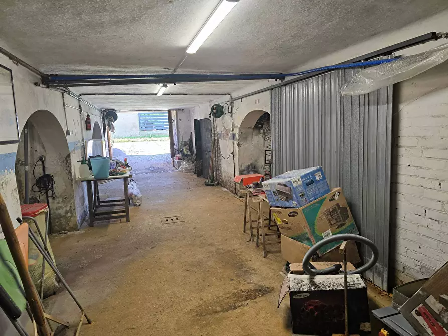 Immagine 81 di Palazzo in vendita  in Via XX settembre 121 a Codigoro