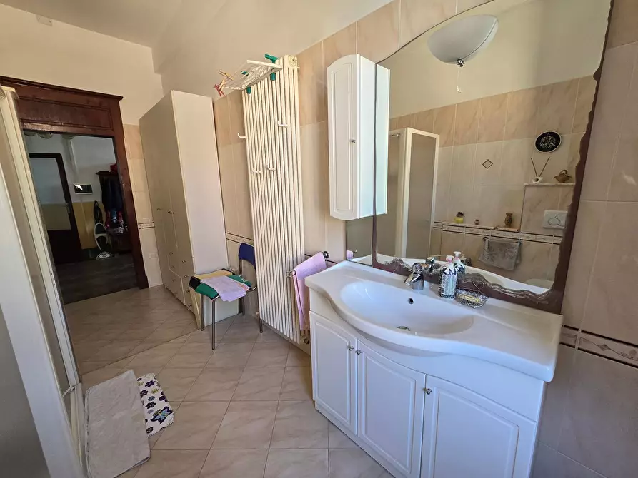 Immagine 41 di Palazzo in vendita  in Via XX settembre 121 a Codigoro