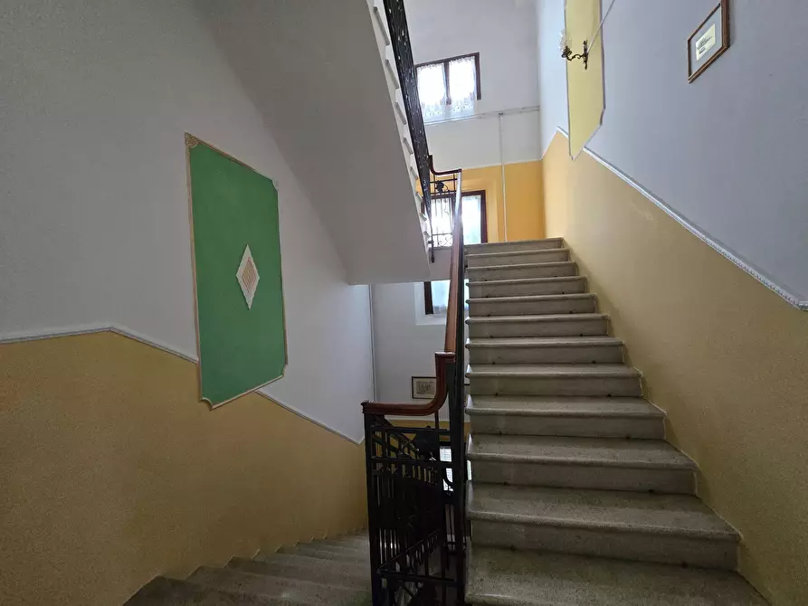 Immagine 44 di Palazzo in vendita  in Via XX settembre 121 a Codigoro