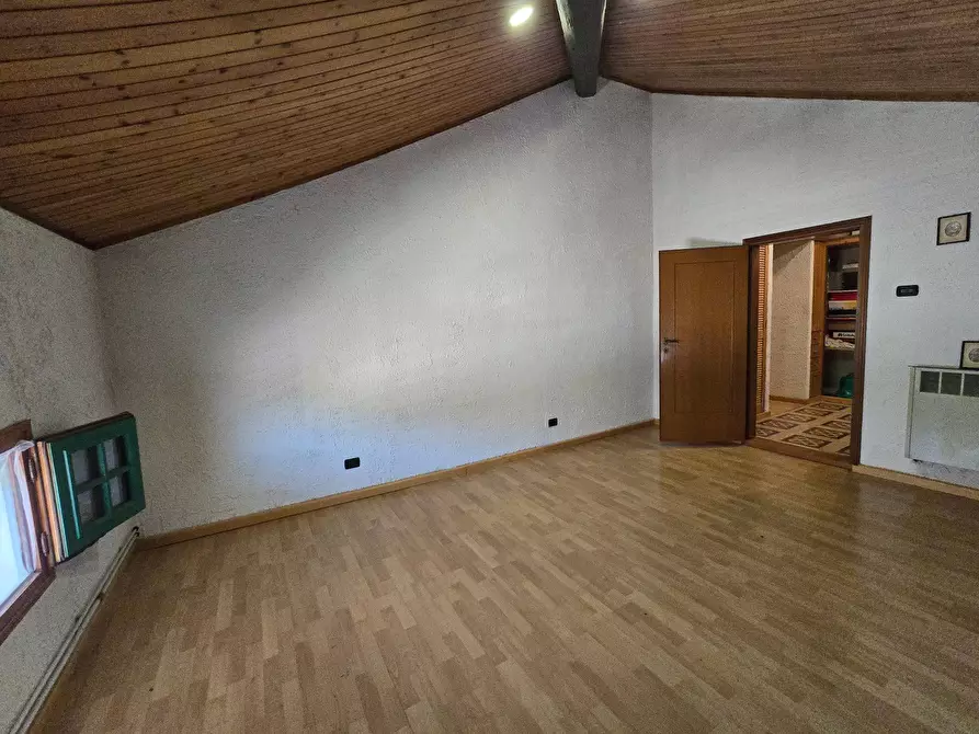 Immagine 71 di Palazzo in vendita  in Via XX settembre 121 a Codigoro