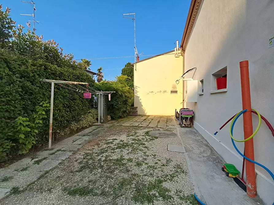 Immagine 25 di Villetta a schiera in vendita  in Via Pioppa a Ferrara