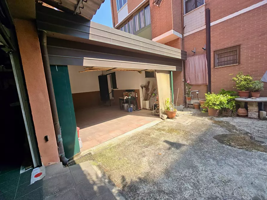 Immagine 60 di Casa indipendente in vendita  in Via Gustavo Bianchi a Ferrara