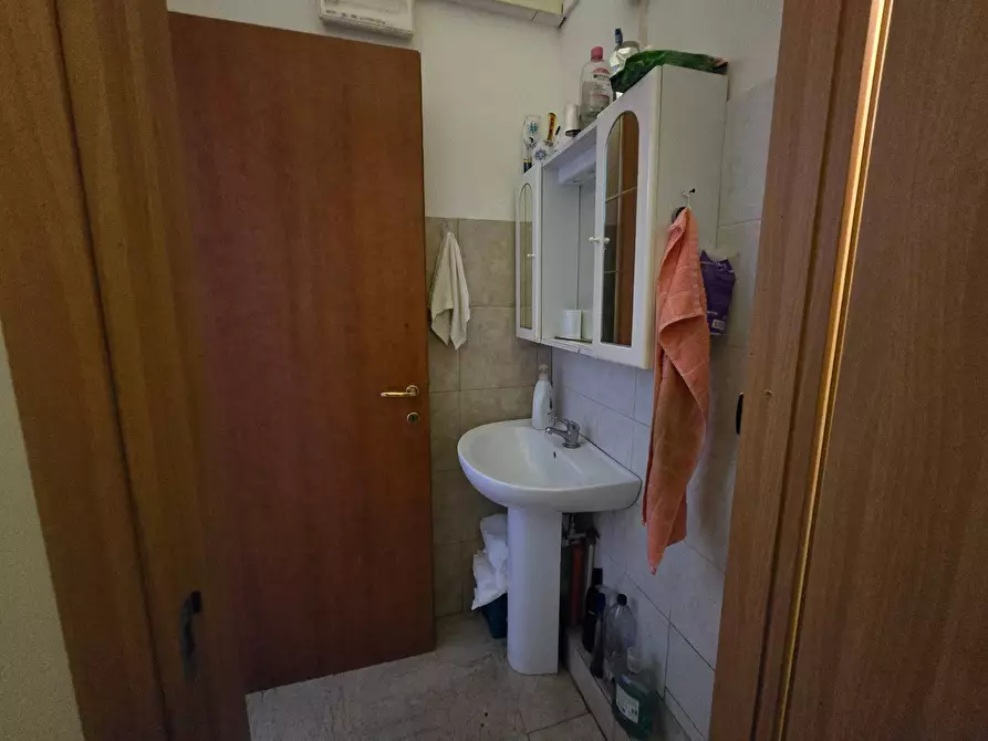 Immagine 12 di Locale commerciale in vendita  in Via Contrada della Rosa a Ferrara