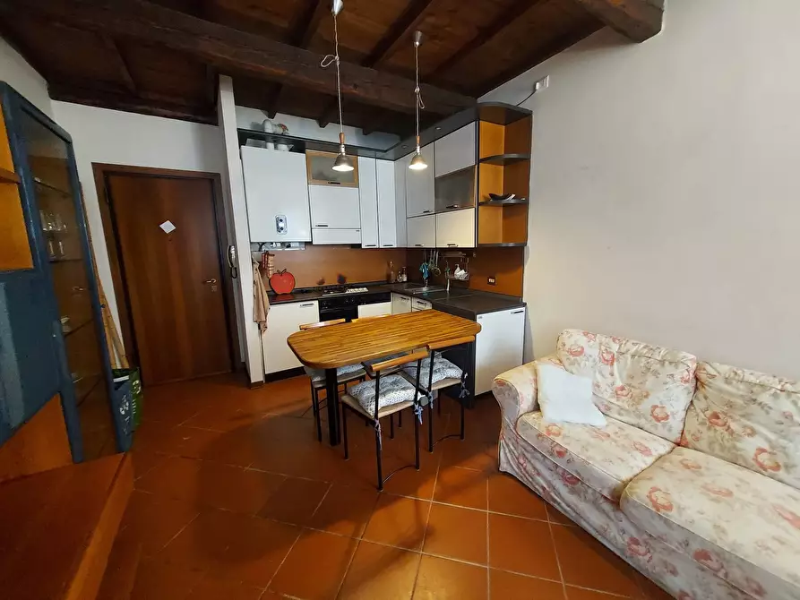 Immagine 7 di Appartamento in vendita  in Via Ripagrande a Ferrara