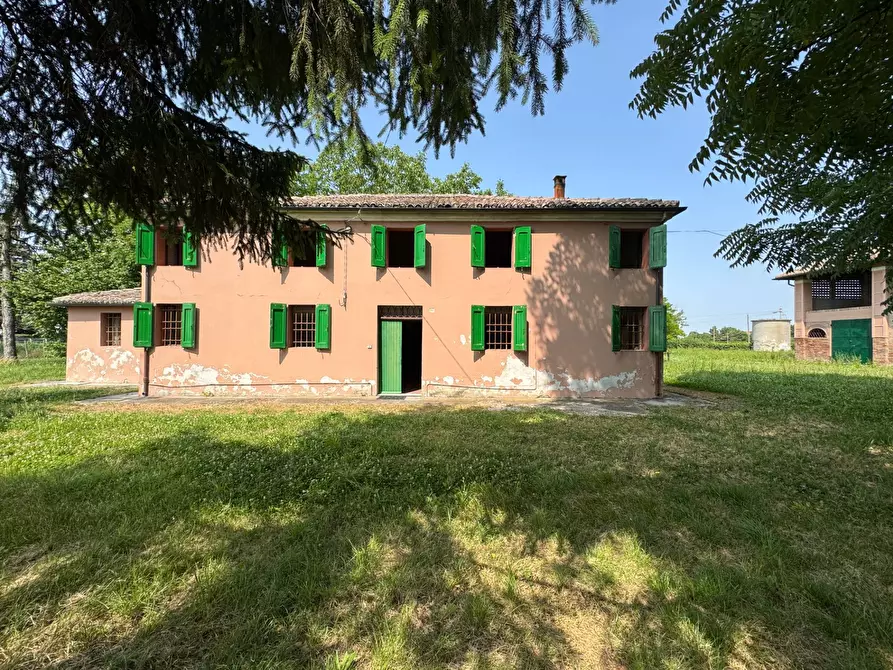 Immagine 2 di Rustico / casale in vendita  in Via Poggio Renatico 52 a Ferrara