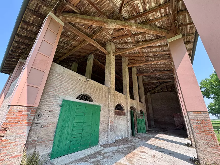 Immagine 25 di Rustico / casale in vendita  in Via Poggio Renatico 52 a Ferrara