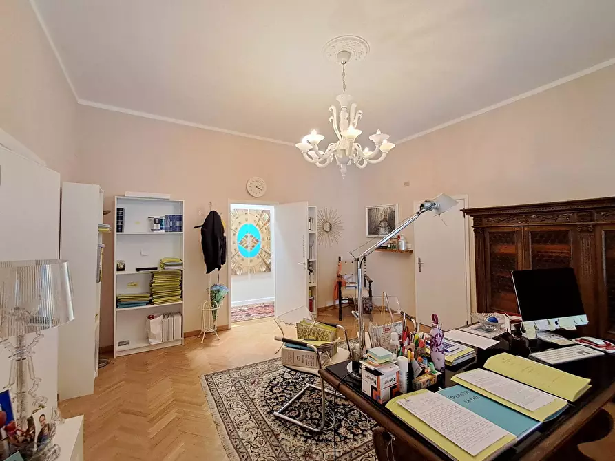 Immagine 12 di Ufficio in affitto  in Piazza Savonarola a Ferrara