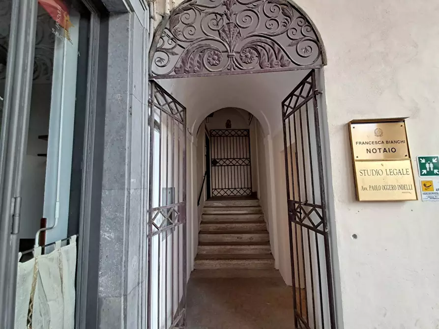 Immagine 37 di Ufficio in affitto  in Piazza Savonarola a Ferrara