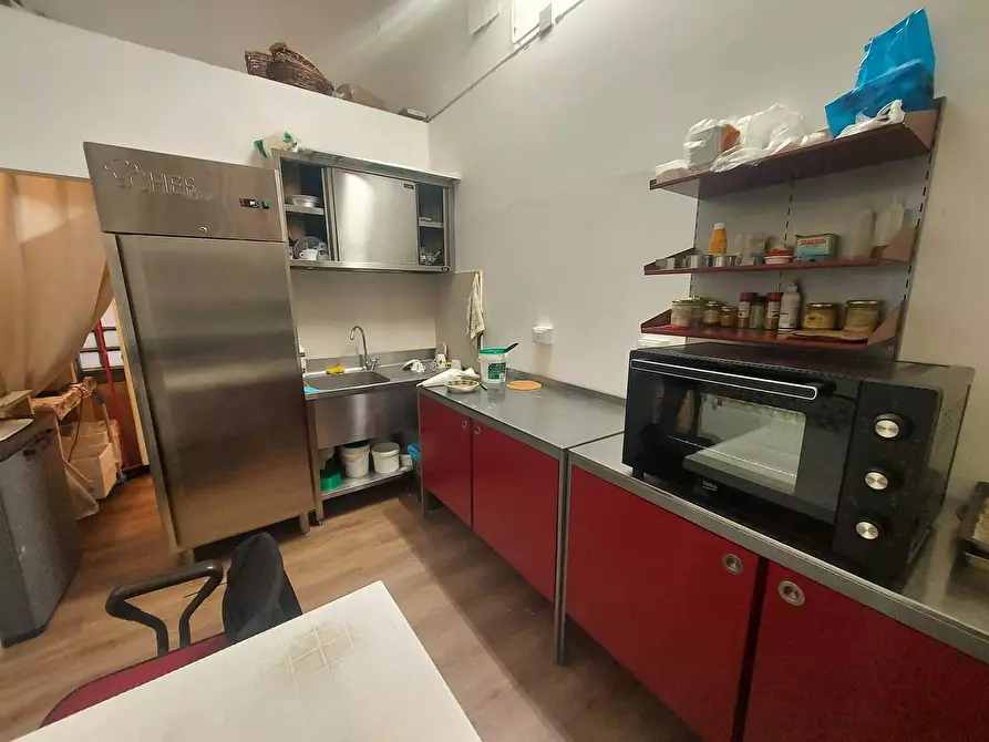 Immagine 6 di Attività commerciale in vendita  in Via De' Romei a Ferrara