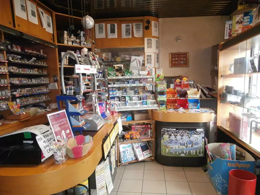 Immagine 4 di Attività commerciale in vendita  in Via Modena a Ferrara