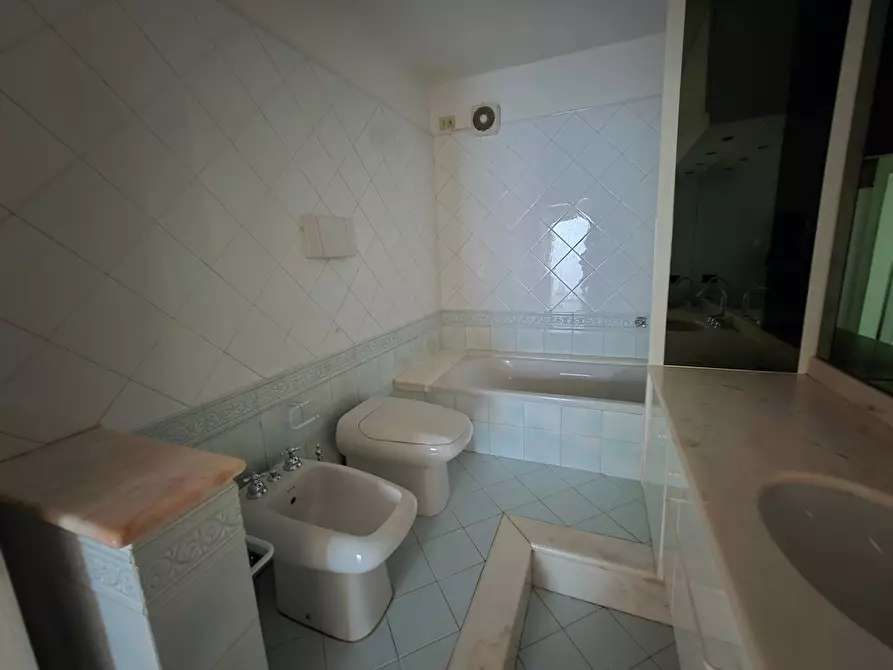 Immagine 21 di Appartamento in affitto  in Corso Porta Mare a Ferrara