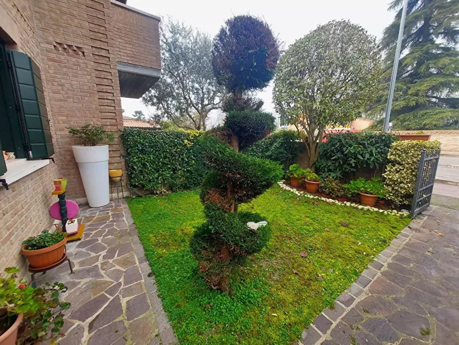 Immagine 50 di Casa semindipendente in vendita  in Via Dei Calzolai a Ferrara